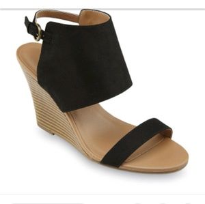 Convington Wedge Heel Shoes